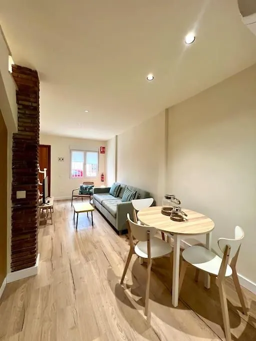 Pedregalejo II & Cozy House By Ele Apartments Malaga