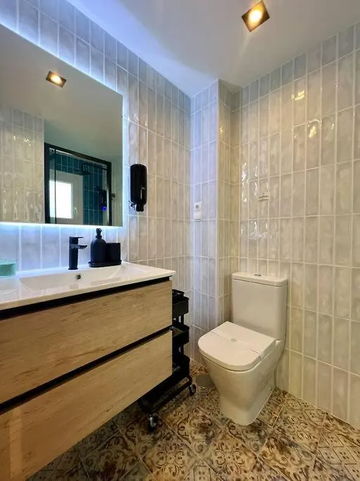Pedregalejo II & Cozy House By Ele Apartments Malaga